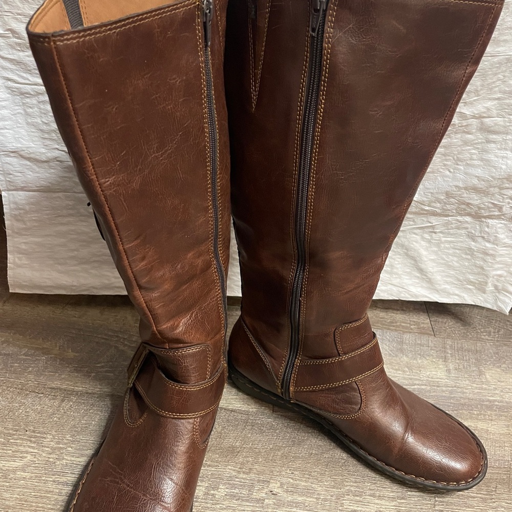 boc Brown to the Knee Boots with Buckle Detail size 11 - Picture 5 of 11